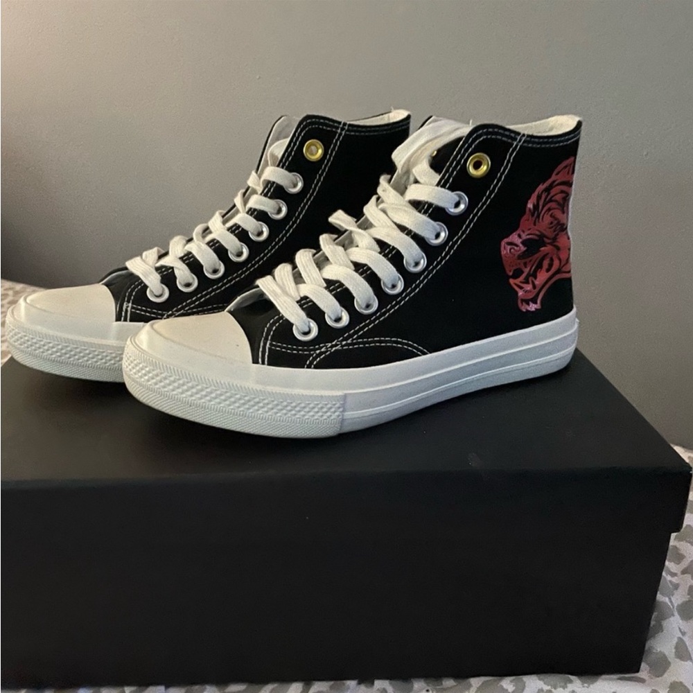Darc shoes